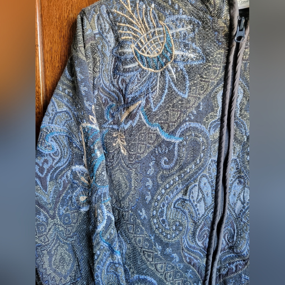 Beautiful Embroidered Jacket - Picture 2 of 5